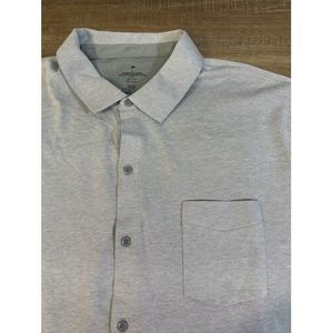 Fabletics The Dash Short Sleeve Light Gray Casual Button-Down Shirt